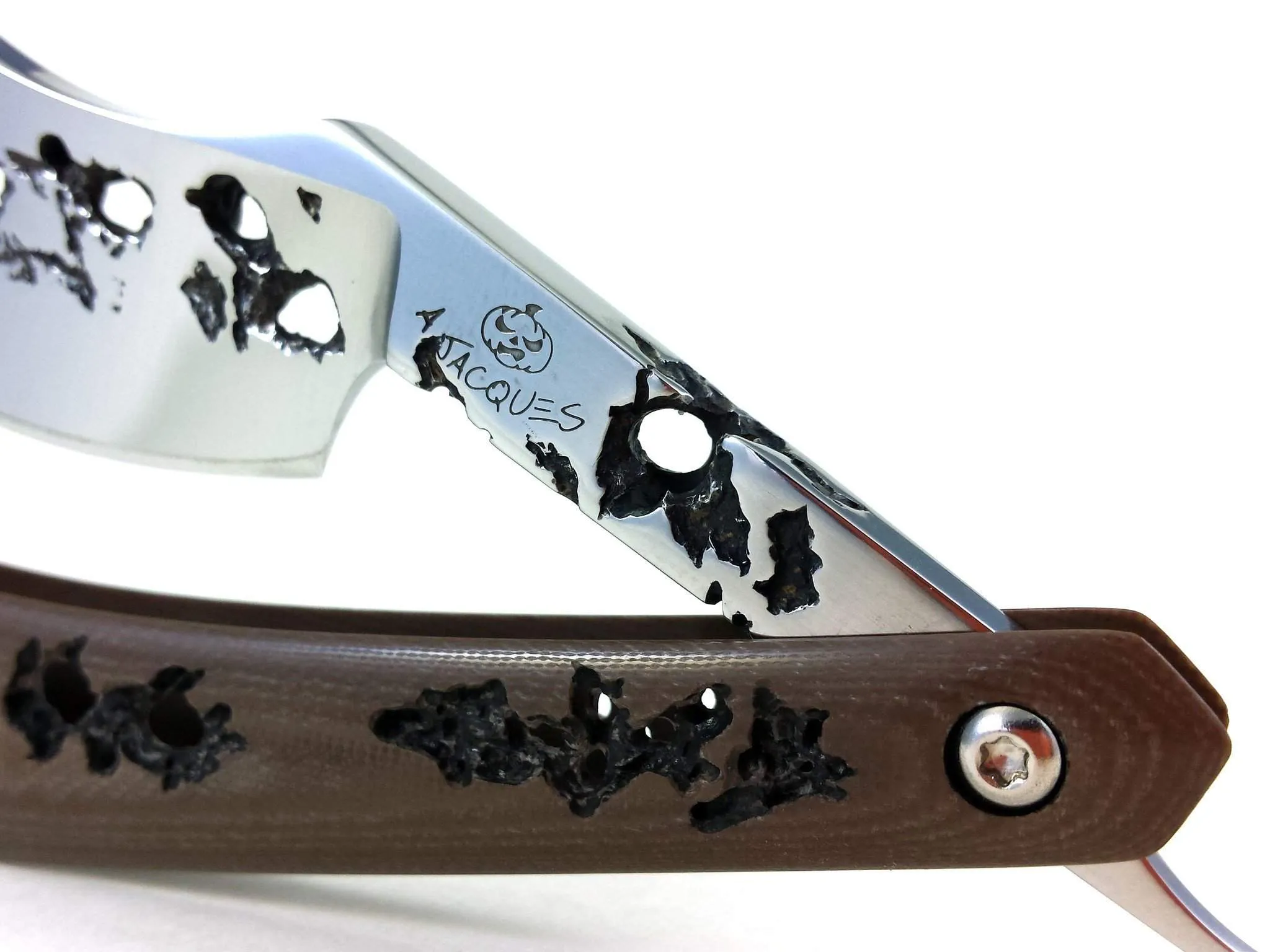 Alex Jacques 8/8" Curved Custom Straight Razor Brown hand carved G10 scales