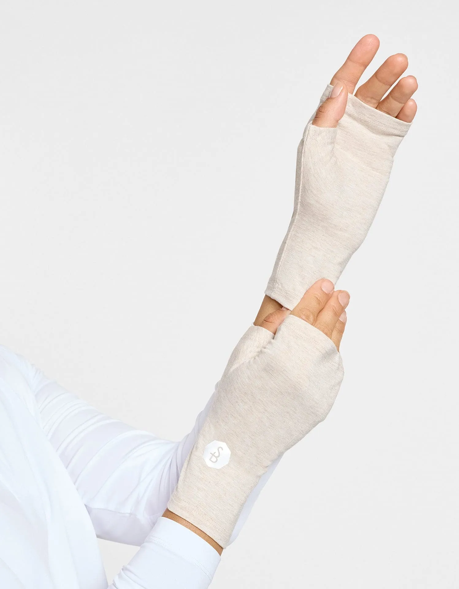 Hand Covers UPF50  Sensitive Collection
