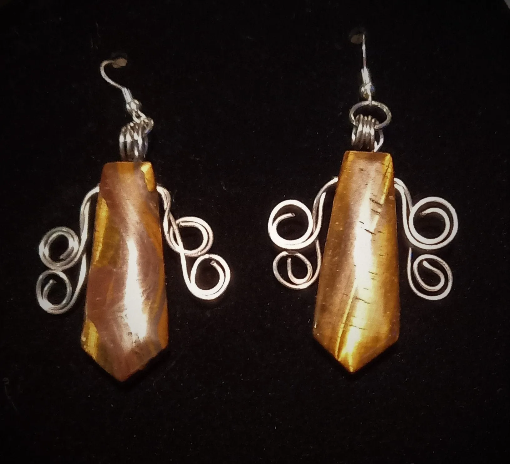 Handmade Tiger Eye Gemstone pendant,Gift for Birthday/Mom/Aunt/girlfriend/Christmas/Graduation/Thanksgiving, Healing Tiger Eye gemstone
