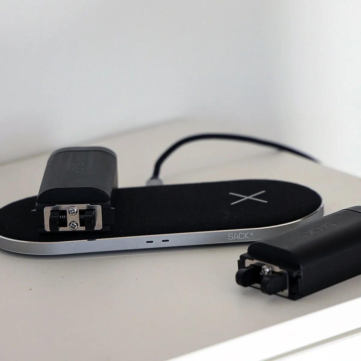 Light - Battery 5200 (2 pack)   CHARGEit Dual Dock