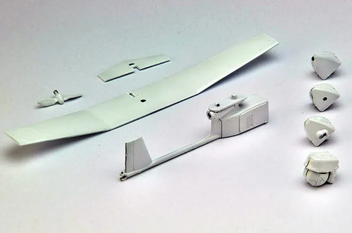 Little Armory LD032 UAV Unmanned Spy Plane & Equipment and Materials 1/12