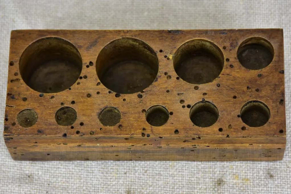 Set of ten antique French weights for scales - 1-200g