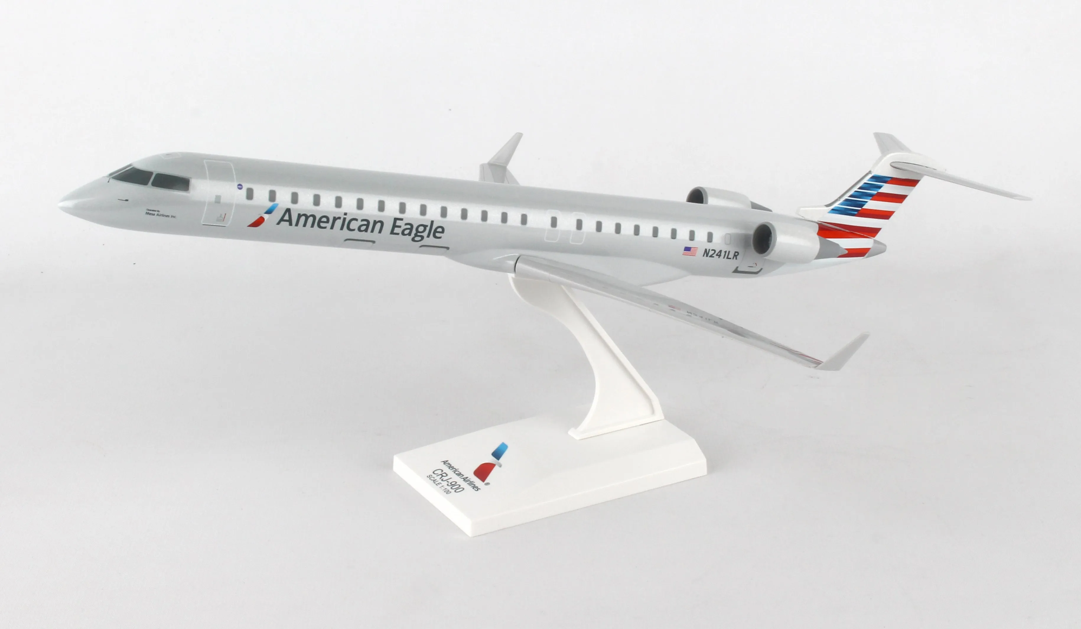 SKR802 SKYMARKS AMERICAN EAGLE CRJ900 1/100 NEW LIVERY MESA AIRLINE