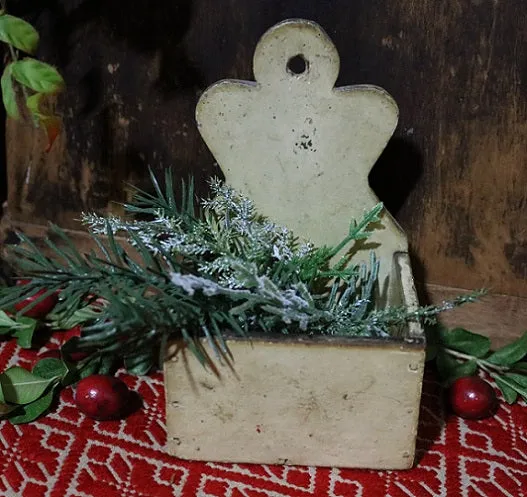 Wall Box with Santa Holding Staff and Tree
