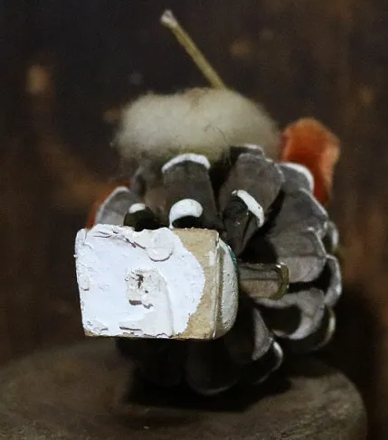 Wall Box with Santa Holding Staff and Tree